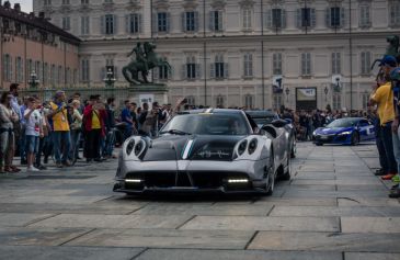 Supercar Night Parade 23 - MIMO