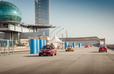 Petrolicious Parade 8 - MIMO