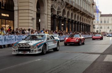 Supercar Night Parade 117 - MIMO